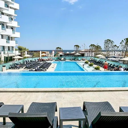 1bdr With Free Infinity Pool Acces & Sea View & Parking 公寓